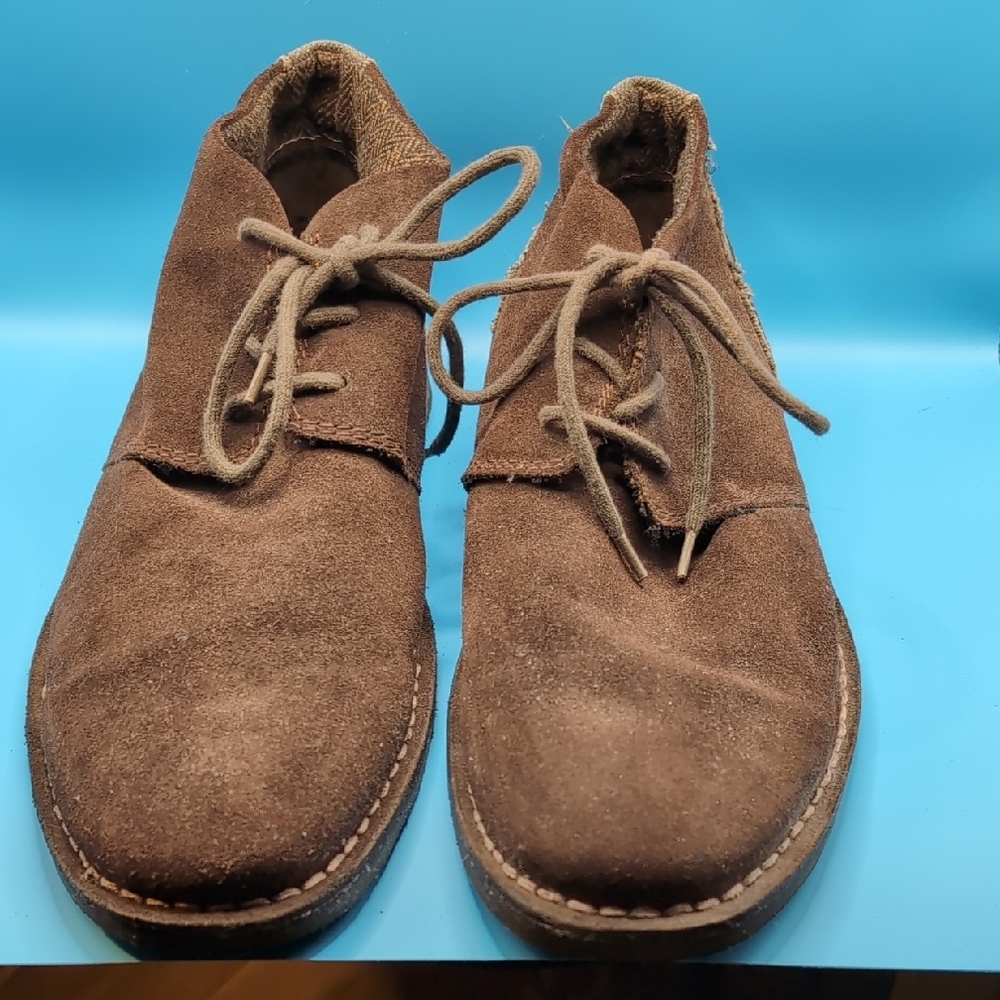 RJ Colt Brown Suede Chukka Boots with Velvety Finish
